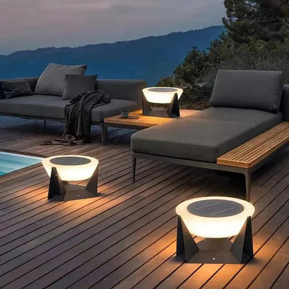 Landing Light (Outdoor Solar) - Designer's Top Pick