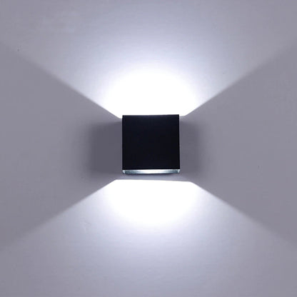 Adjustable Wall Light