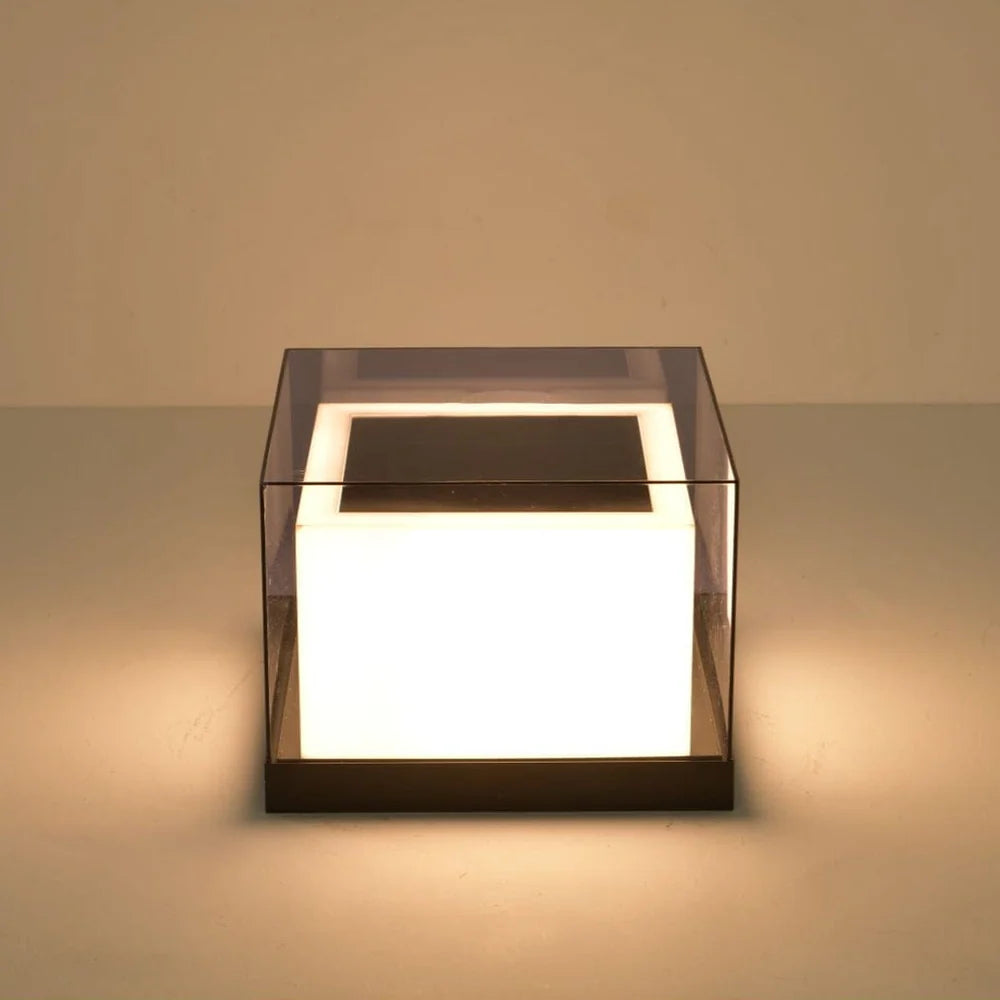 Box Beam Outdoor Light (Solar) – Stylish and Eco-Friendly Illumination