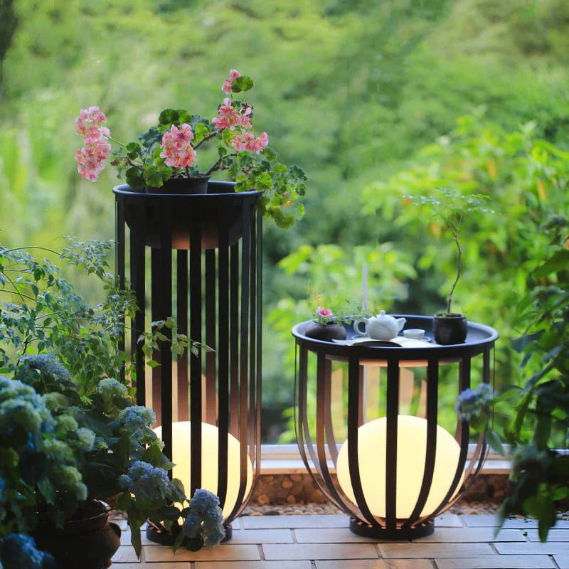 Flower Pot Lamp (Outdoor Solar) - Designer's Favorite