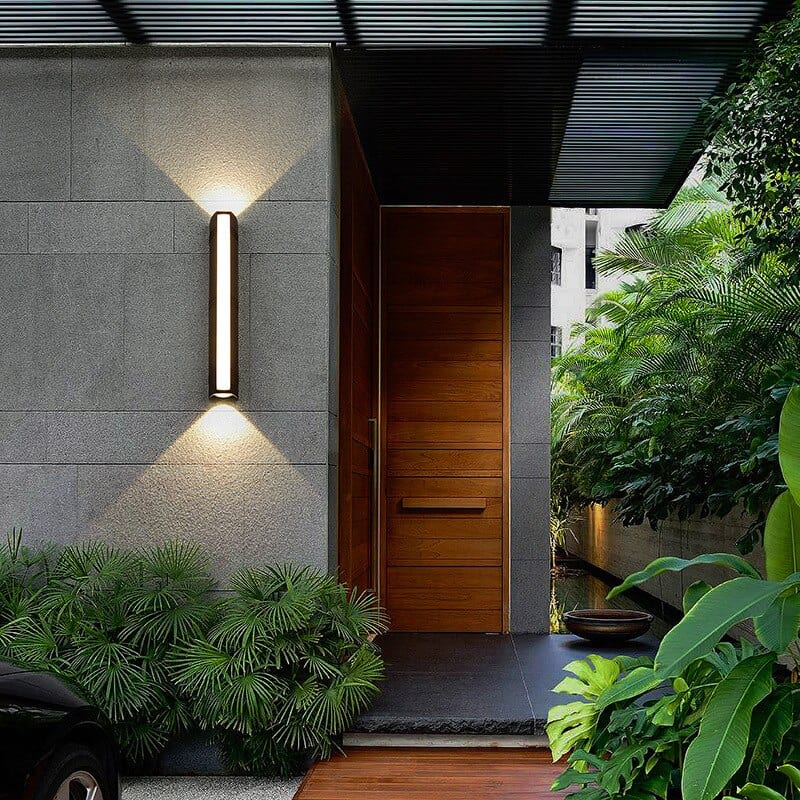 Cascade Wall Light – Modern Elegance for Any Space