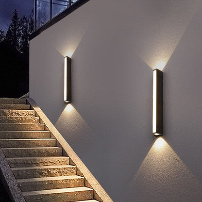 Cascade Wall Light – Modern Elegance for Any Space